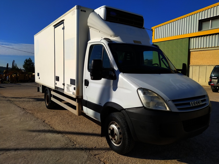 Iveco 65C18 Ψυγείο